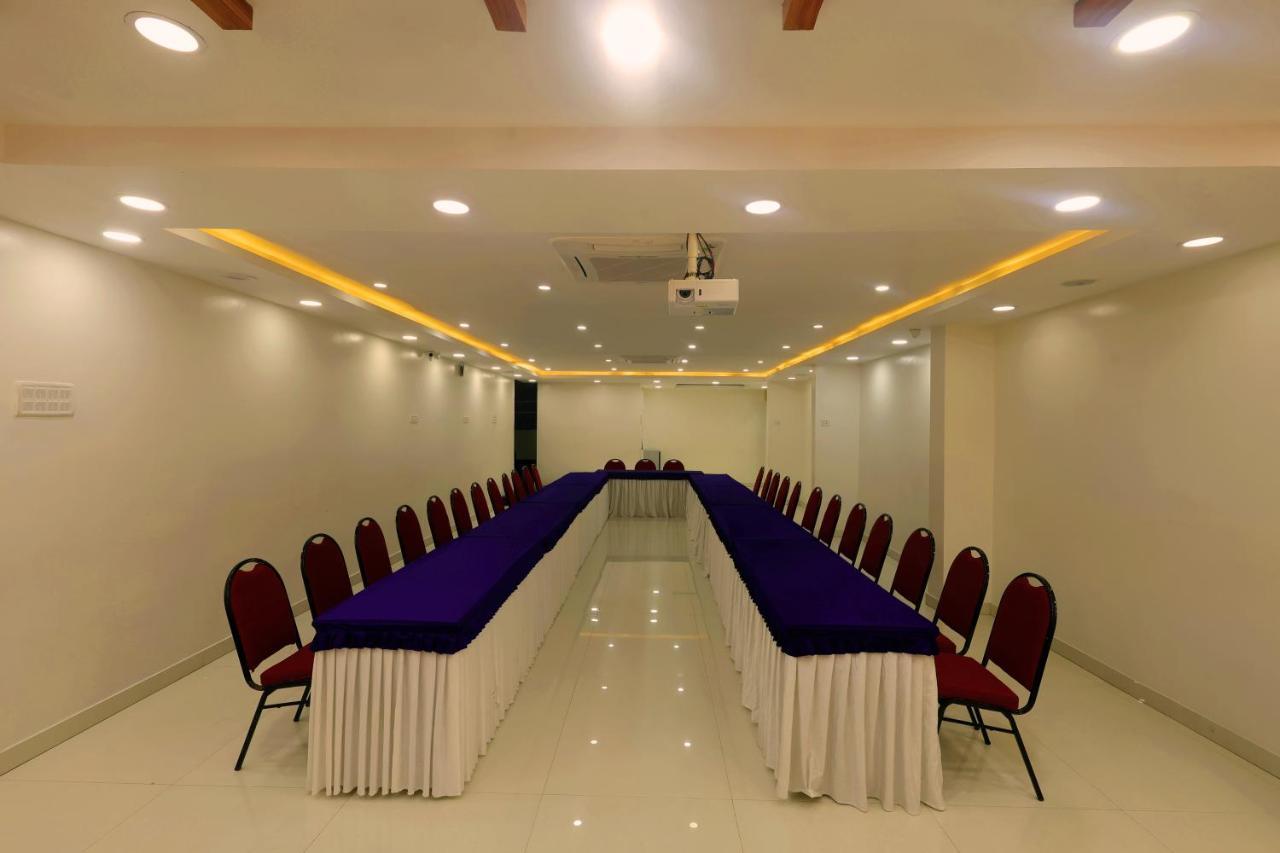 Grand Regency Rajajinagar, Iskcon Temple - Wtc Hotel Bangalore Exterior photo