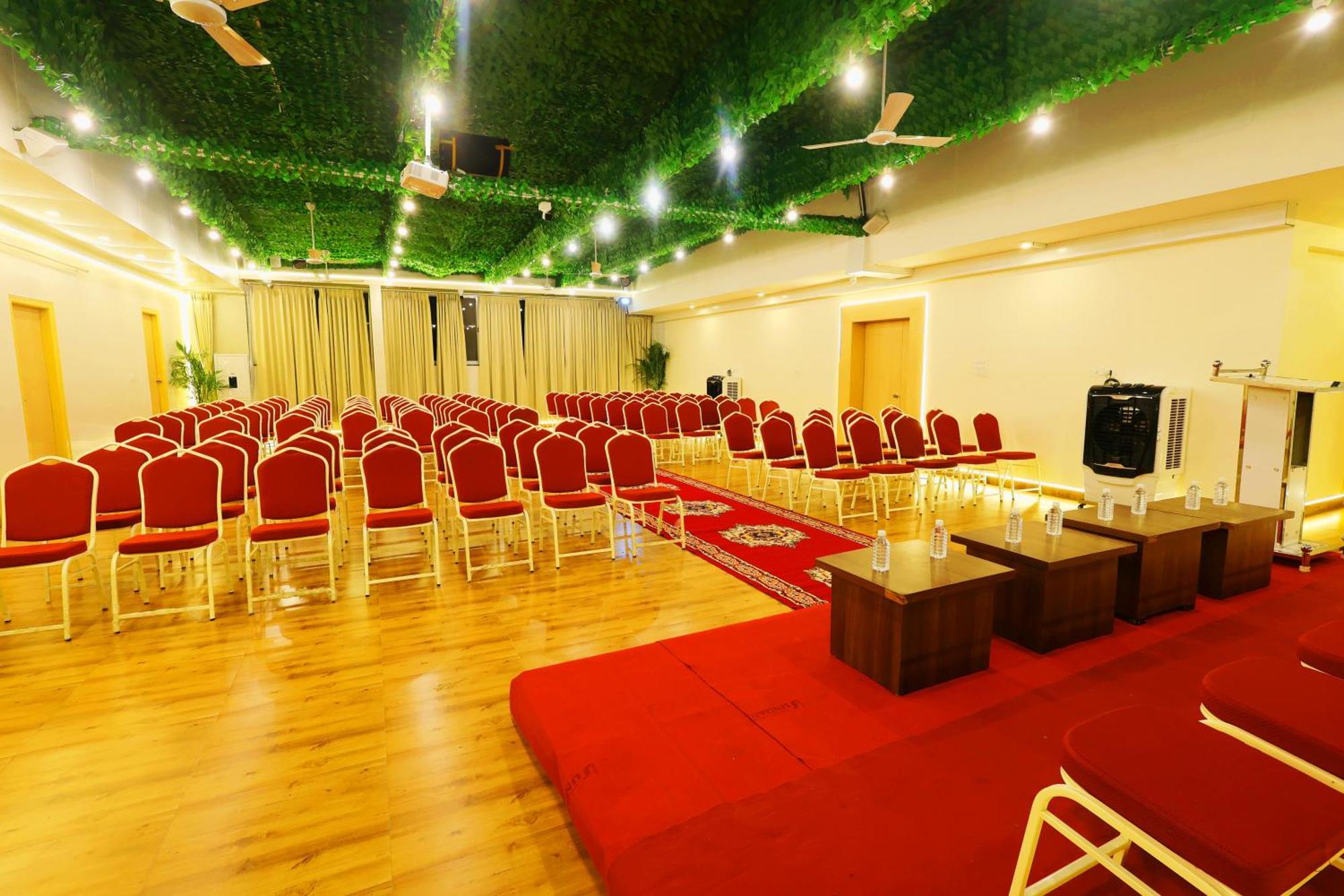 Grand Regency Rajajinagar, Iskcon Temple - Wtc Hotel Bangalore Exterior photo